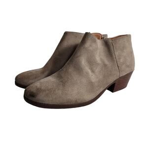 ETC Beige Size 7/8 Ankle Booties